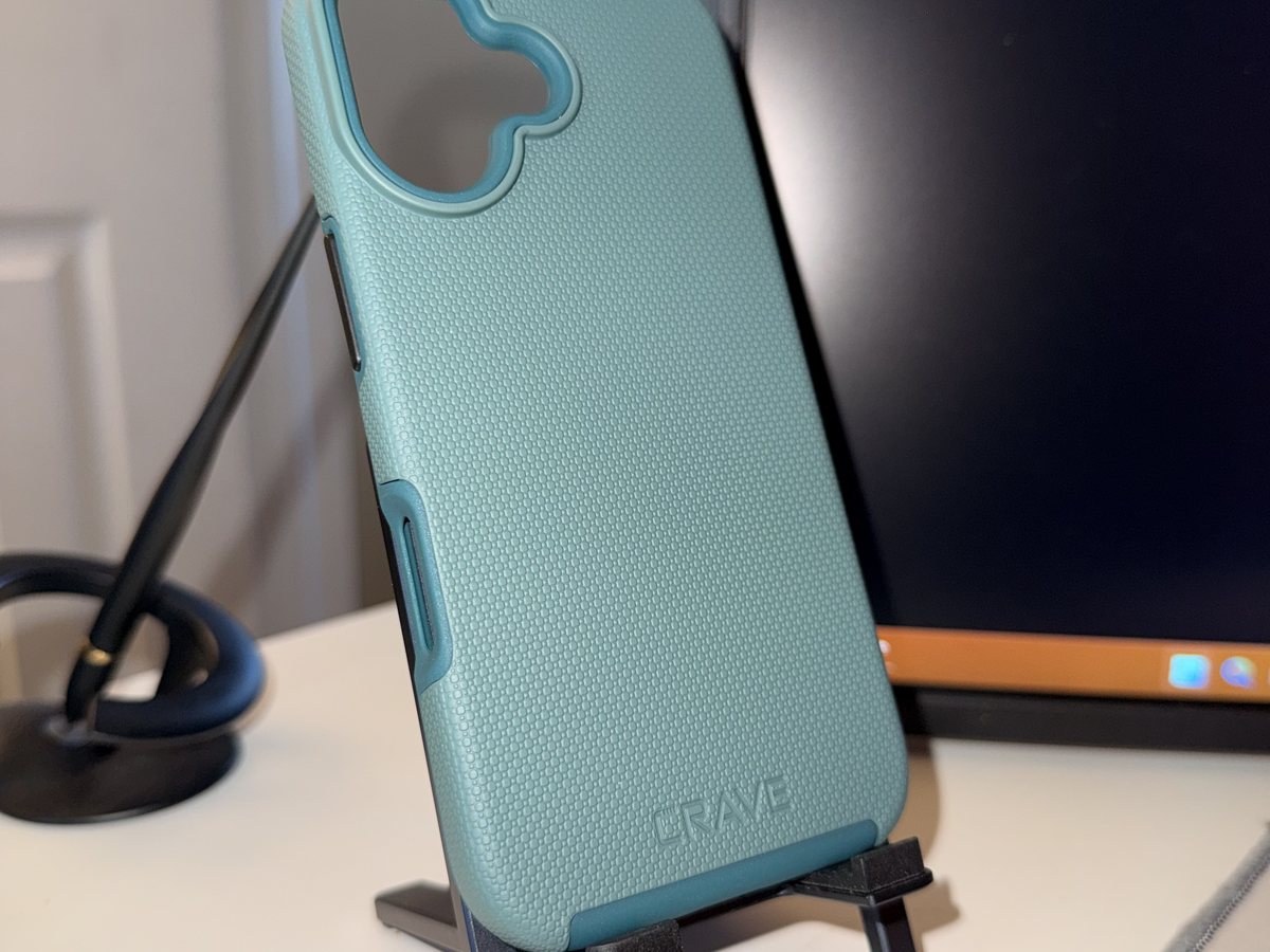 Crave phone case product photo