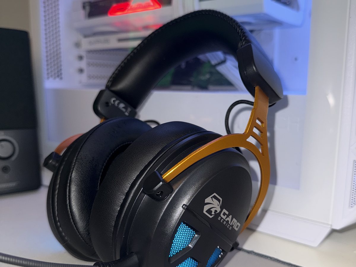 Dermao gaming headset product photo